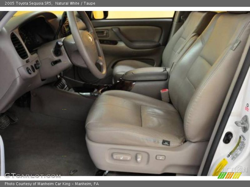 Natural White / Taupe 2005 Toyota Sequoia SR5