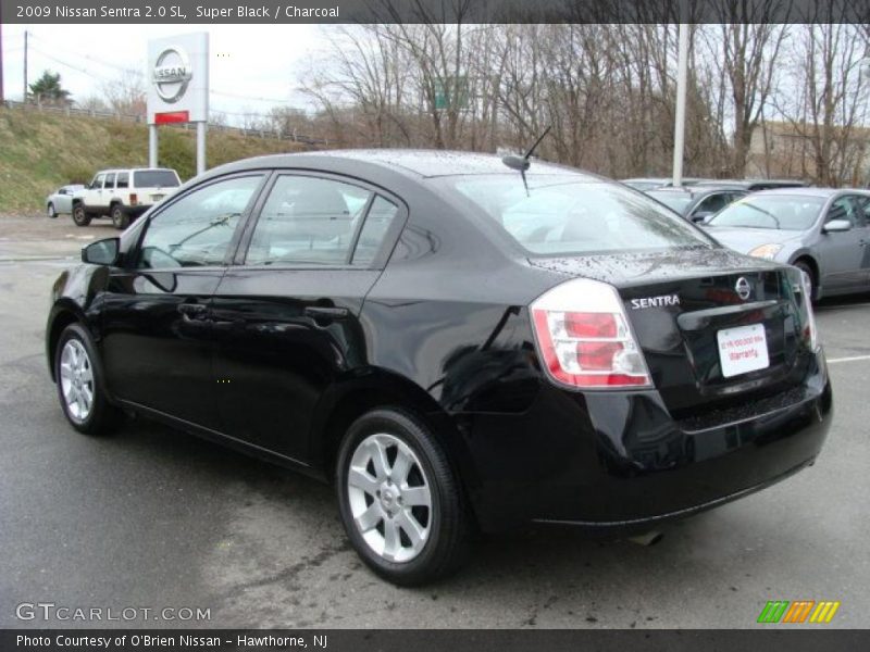 Super Black / Charcoal 2009 Nissan Sentra 2.0 SL