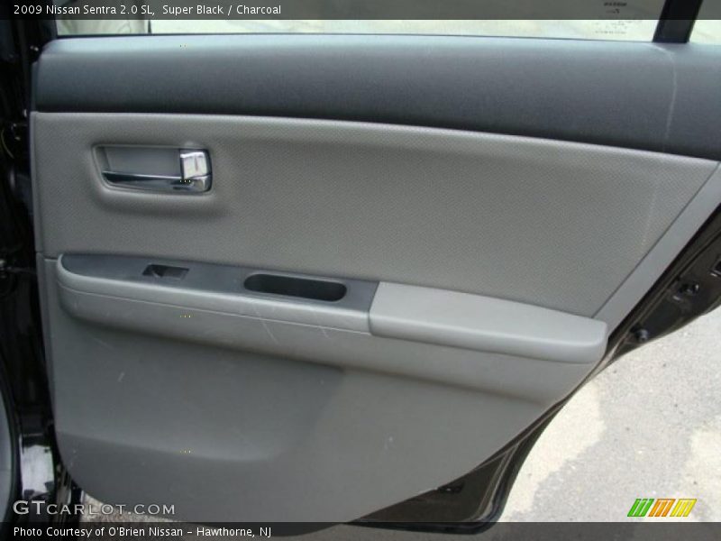 Super Black / Charcoal 2009 Nissan Sentra 2.0 SL