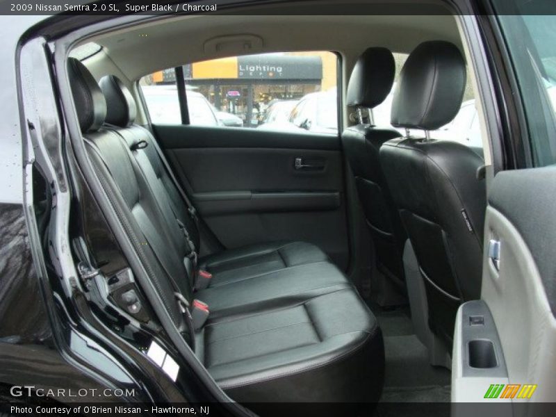 Super Black / Charcoal 2009 Nissan Sentra 2.0 SL