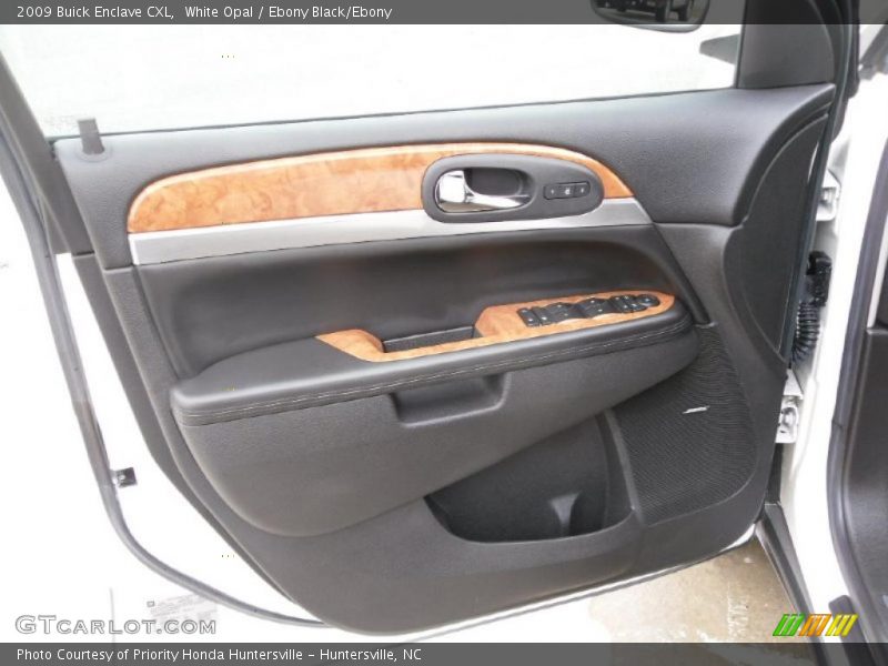 White Opal / Ebony Black/Ebony 2009 Buick Enclave CXL