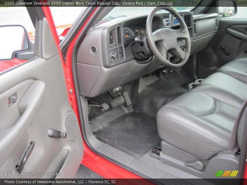 Victory Red / Dark Charcoal 2007 Chevrolet Silverado 1500 Classic Work Truck Regular Cab