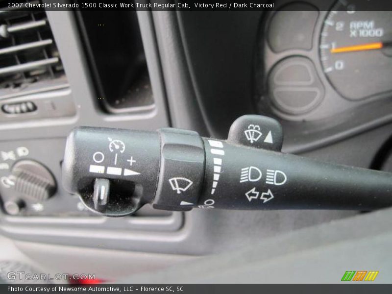 Victory Red / Dark Charcoal 2007 Chevrolet Silverado 1500 Classic Work Truck Regular Cab