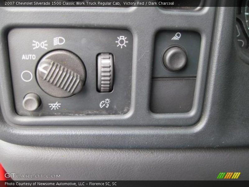 Victory Red / Dark Charcoal 2007 Chevrolet Silverado 1500 Classic Work Truck Regular Cab