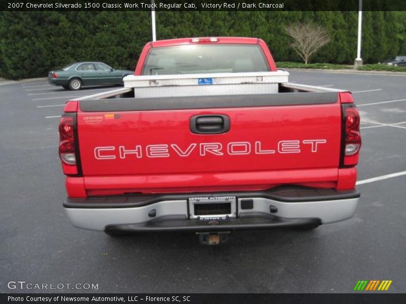Victory Red / Dark Charcoal 2007 Chevrolet Silverado 1500 Classic Work Truck Regular Cab