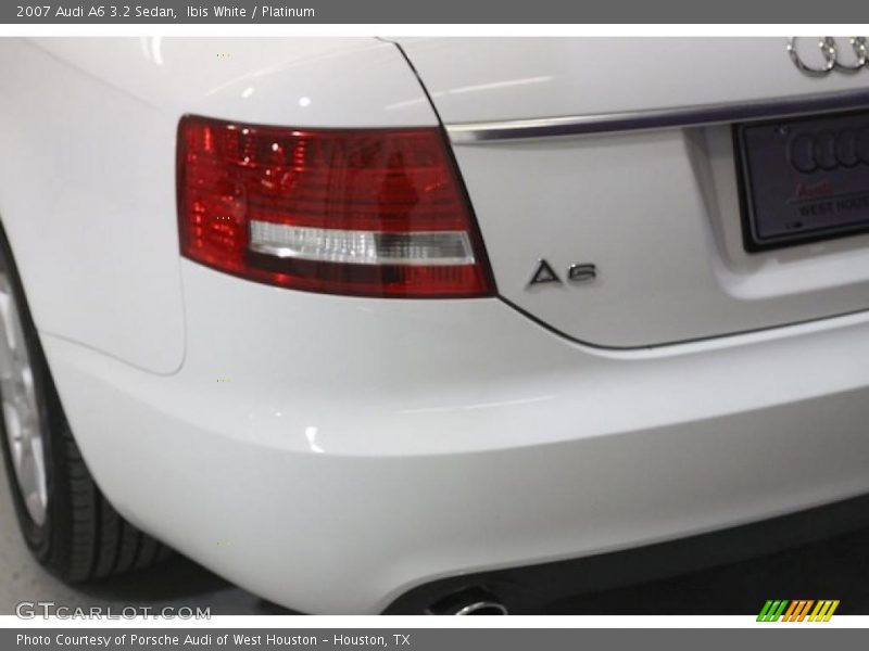 Ibis White / Platinum 2007 Audi A6 3.2 Sedan