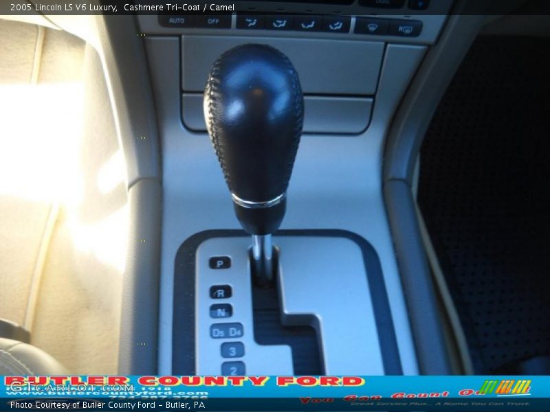 Cashmere Tri-Coat / Camel 2005 Lincoln LS V6 Luxury