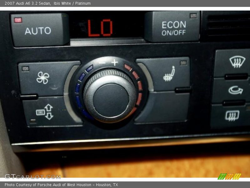 Ibis White / Platinum 2007 Audi A6 3.2 Sedan