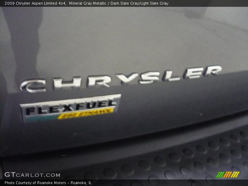 Mineral Gray Metallic / Dark Slate Gray/Light Slate Gray 2009 Chrysler Aspen Limited 4x4