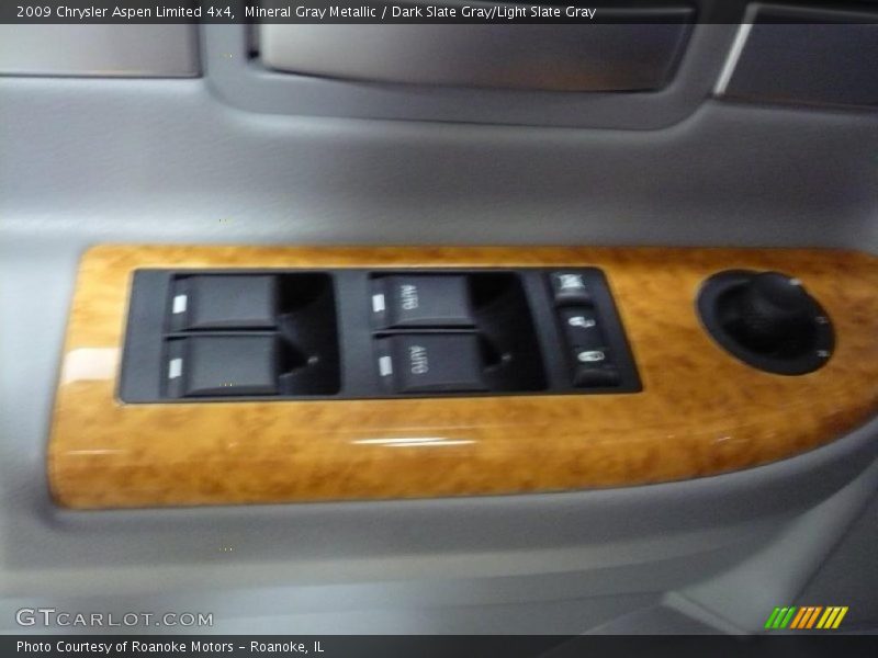 Mineral Gray Metallic / Dark Slate Gray/Light Slate Gray 2009 Chrysler Aspen Limited 4x4