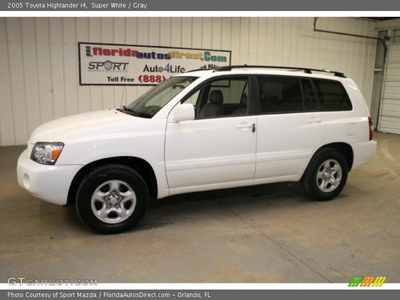 Super White / Gray 2005 Toyota Highlander I4