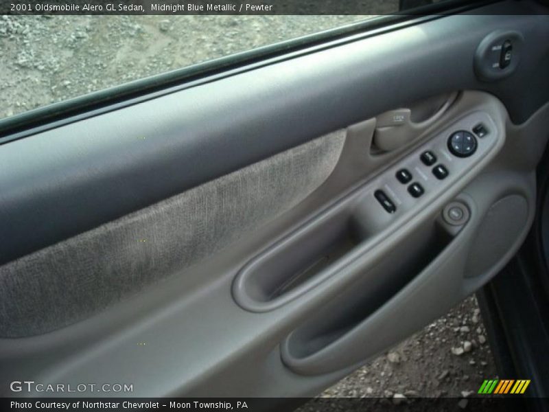 Midnight Blue Metallic / Pewter 2001 Oldsmobile Alero GL Sedan