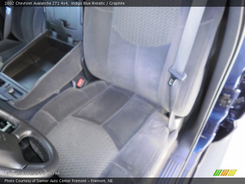 Indigo Blue Metallic / Graphite 2002 Chevrolet Avalanche Z71 4x4
