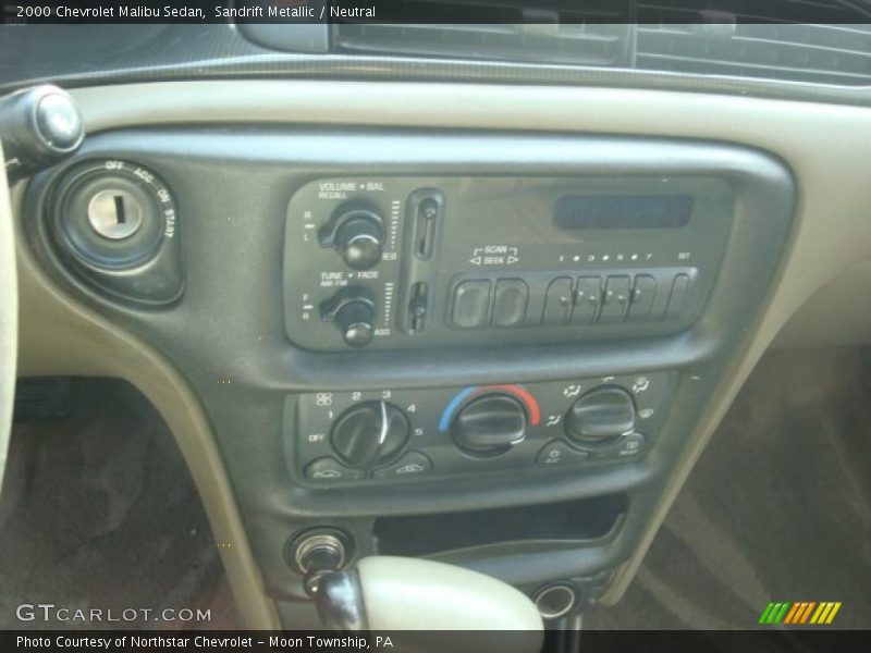 Sandrift Metallic / Neutral 2000 Chevrolet Malibu Sedan