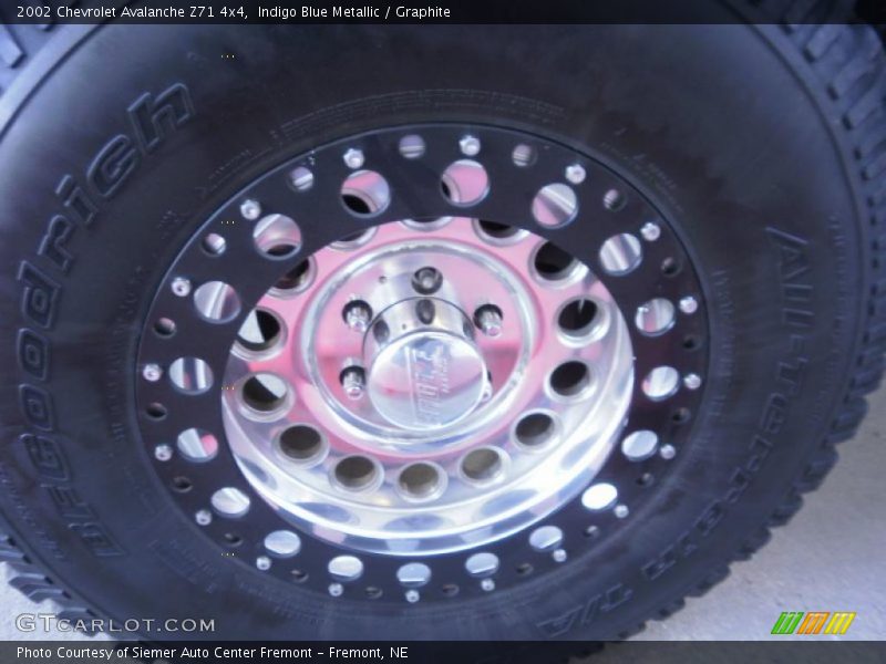 Indigo Blue Metallic / Graphite 2002 Chevrolet Avalanche Z71 4x4