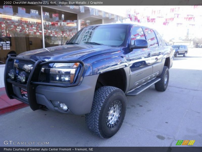 Indigo Blue Metallic / Graphite 2002 Chevrolet Avalanche Z71 4x4
