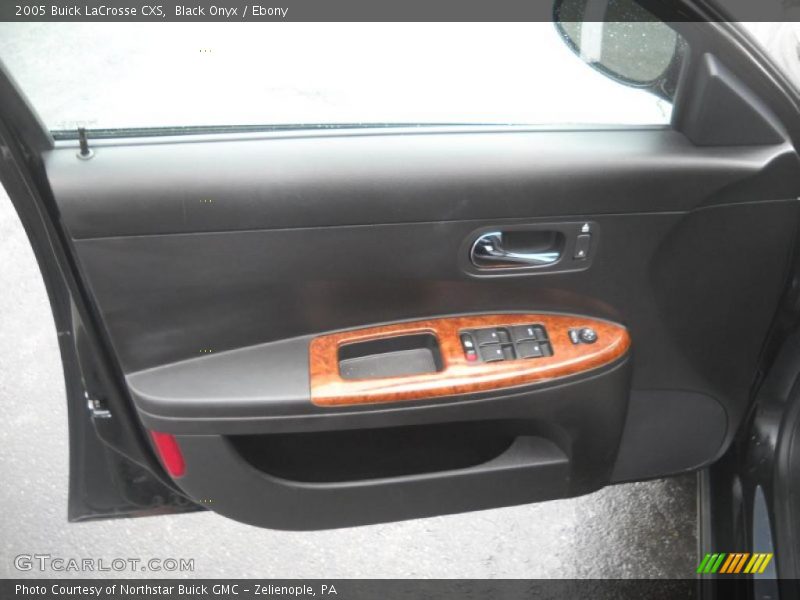 Black Onyx / Ebony 2005 Buick LaCrosse CXS