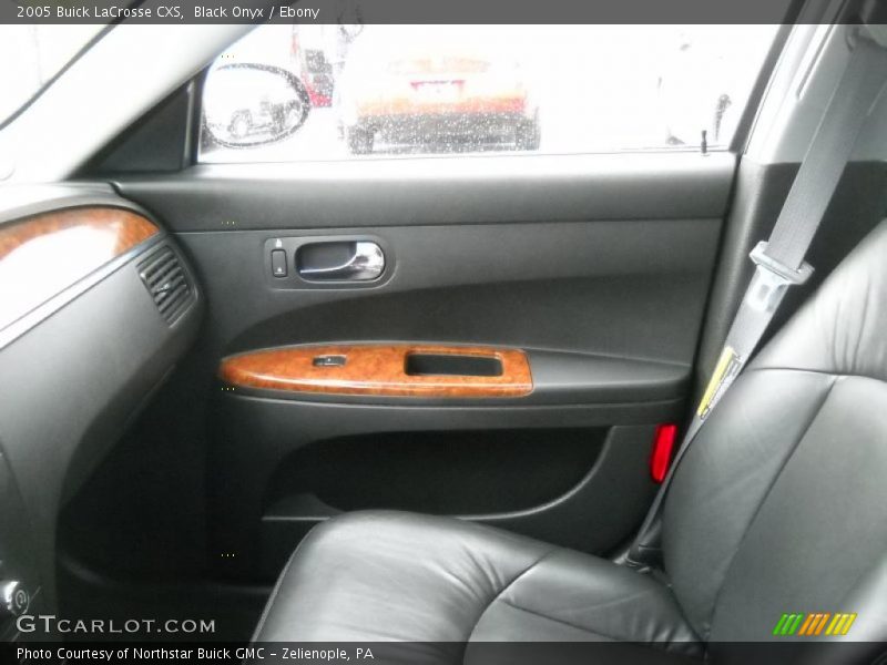 Black Onyx / Ebony 2005 Buick LaCrosse CXS