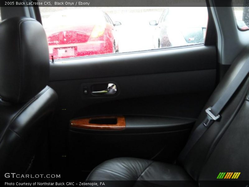 Black Onyx / Ebony 2005 Buick LaCrosse CXS
