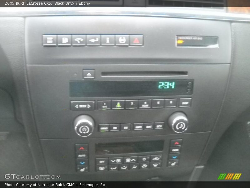 Black Onyx / Ebony 2005 Buick LaCrosse CXS