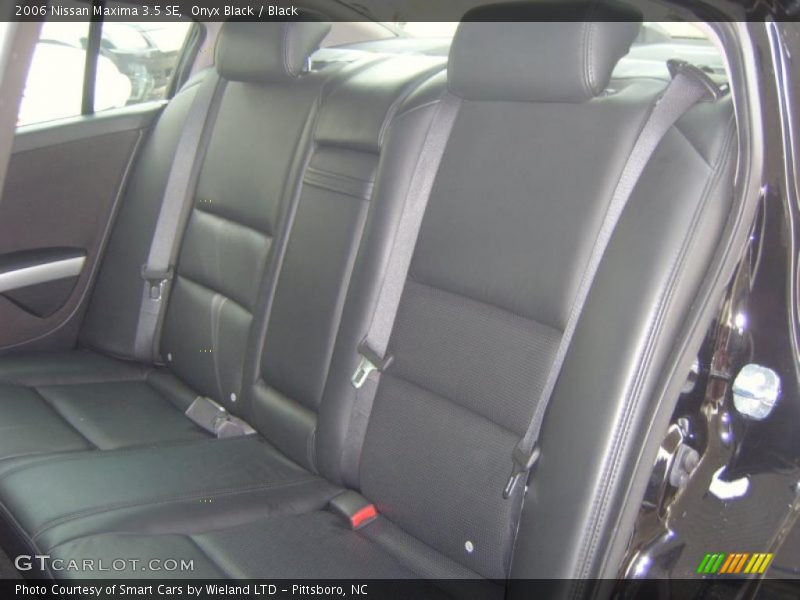 Onyx Black / Black 2006 Nissan Maxima 3.5 SE