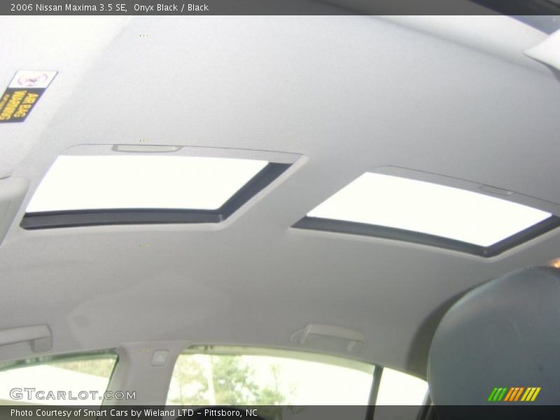 Onyx Black / Black 2006 Nissan Maxima 3.5 SE