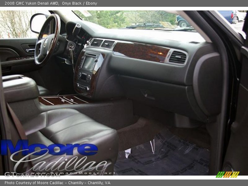 Onyx Black / Ebony 2008 GMC Yukon Denali AWD