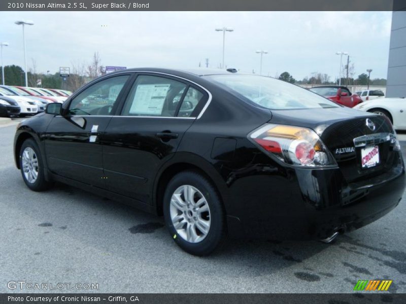 Super Black / Blond 2010 Nissan Altima 2.5 SL
