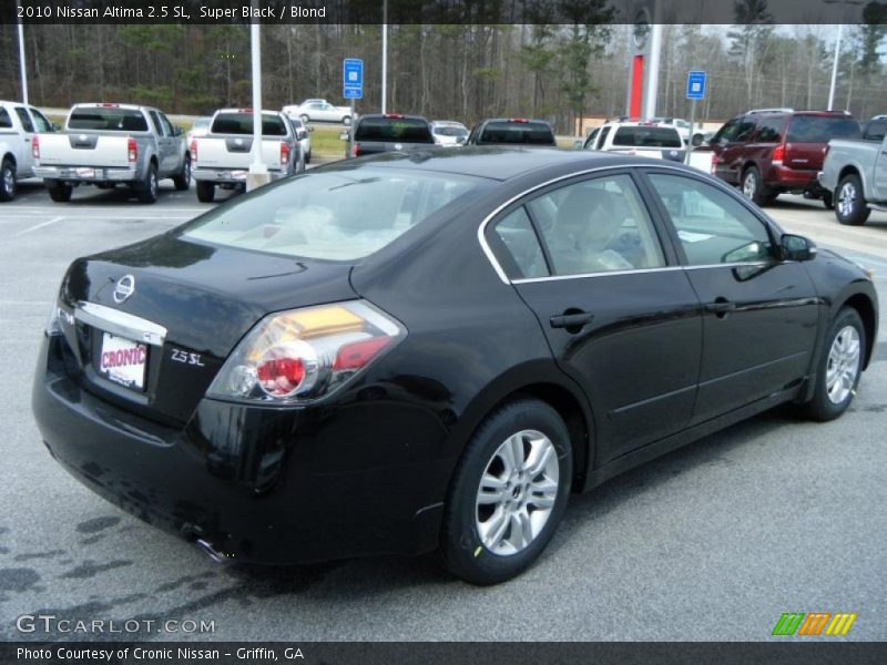 Super Black / Blond 2010 Nissan Altima 2.5 SL