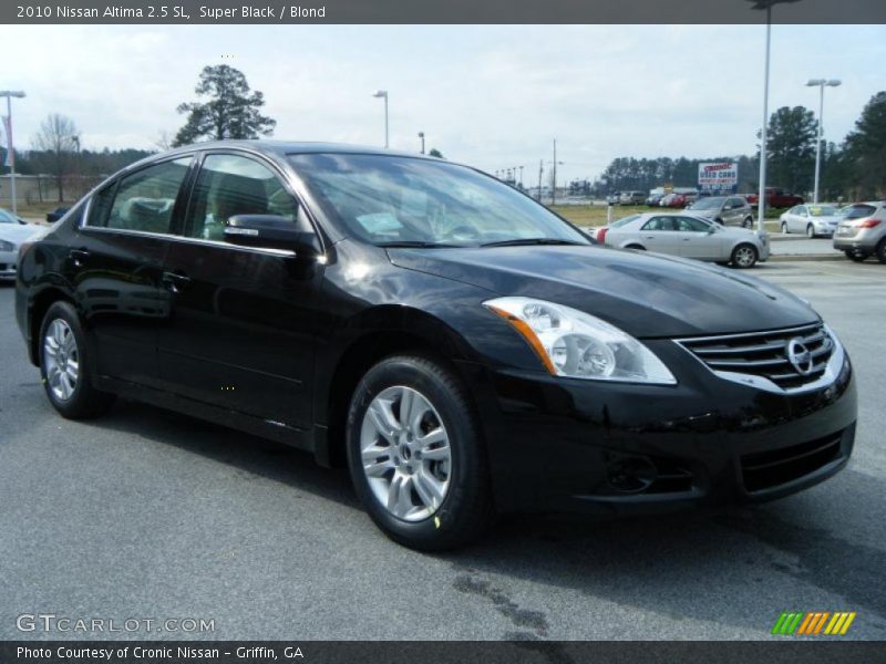 Super Black / Blond 2010 Nissan Altima 2.5 SL