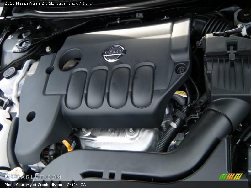 Super Black / Blond 2010 Nissan Altima 2.5 SL