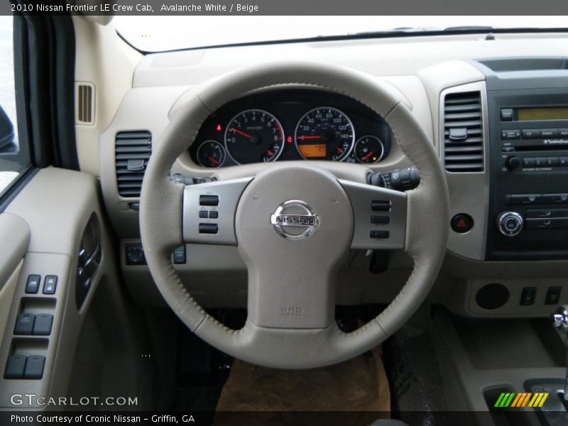 Avalanche White / Beige 2010 Nissan Frontier LE Crew Cab