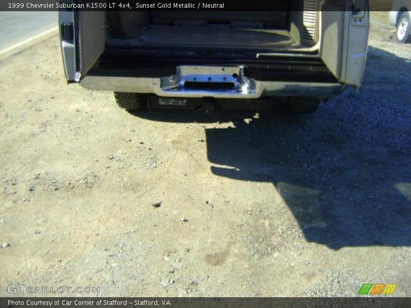 Sunset Gold Metallic / Neutral 1999 Chevrolet Suburban K1500 LT 4x4