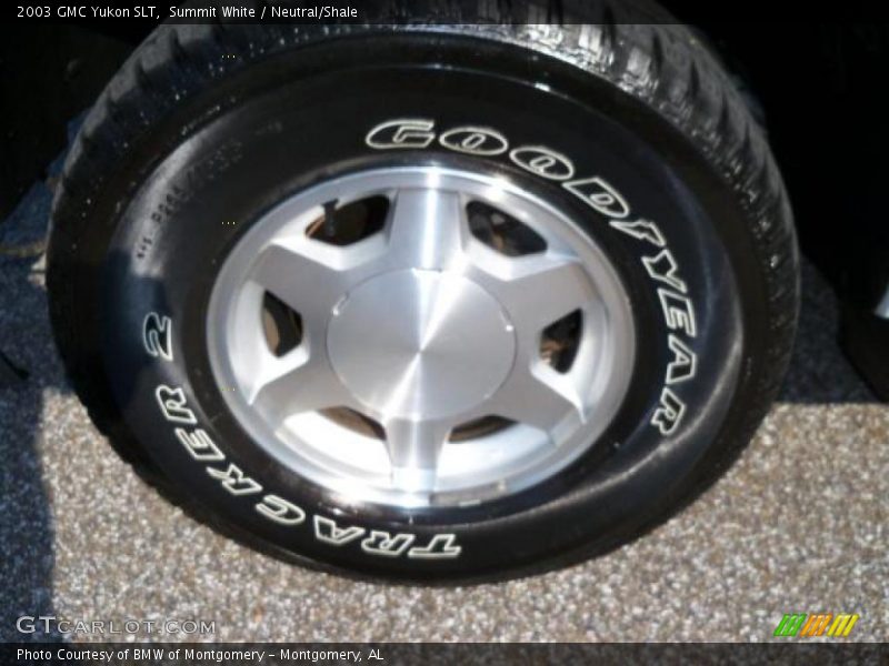 Summit White / Neutral/Shale 2003 GMC Yukon SLT
