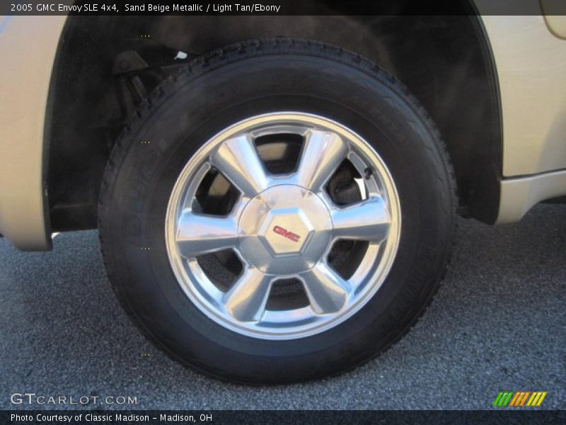 Sand Beige Metallic / Light Tan/Ebony 2005 GMC Envoy SLE 4x4