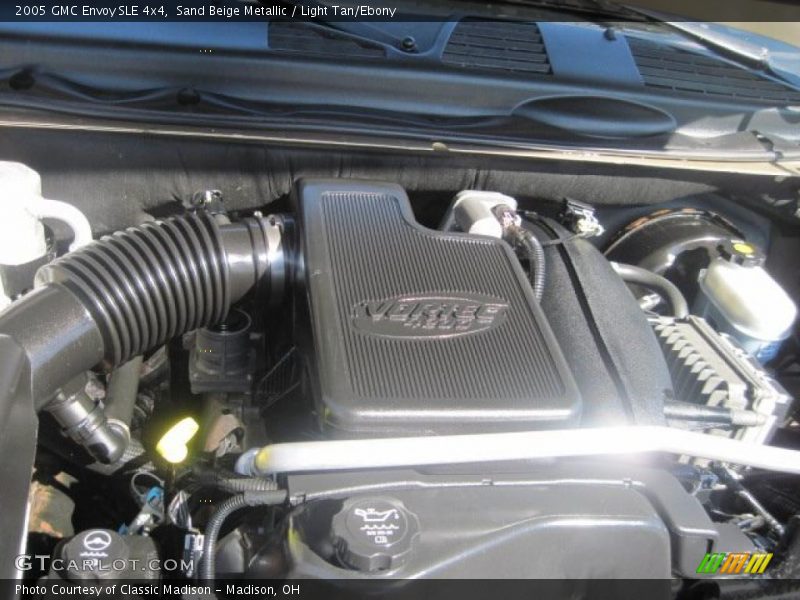 Sand Beige Metallic / Light Tan/Ebony 2005 GMC Envoy SLE 4x4