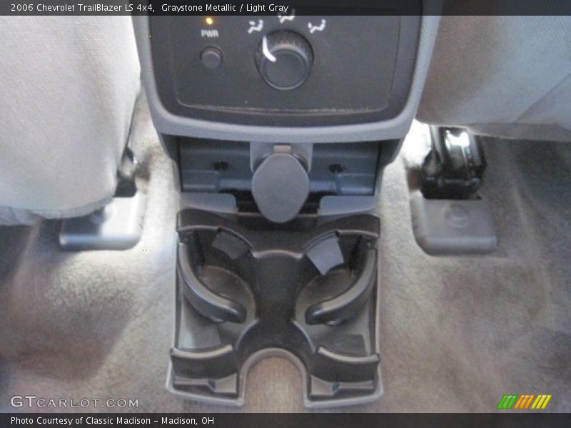 Graystone Metallic / Light Gray 2006 Chevrolet TrailBlazer LS 4x4