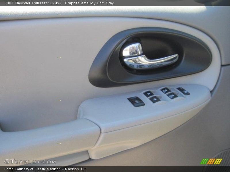 Graphite Metallic / Light Gray 2007 Chevrolet TrailBlazer LS 4x4