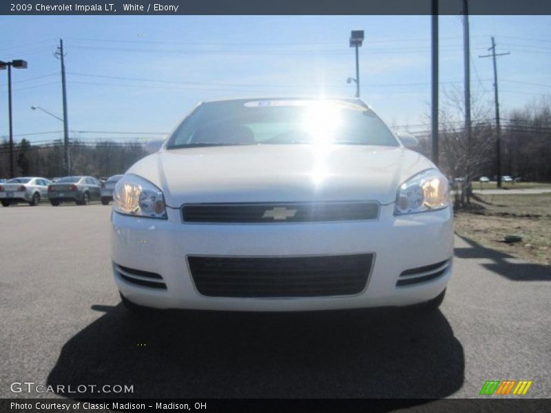 White / Ebony 2009 Chevrolet Impala LT