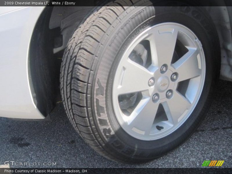 White / Ebony 2009 Chevrolet Impala LT
