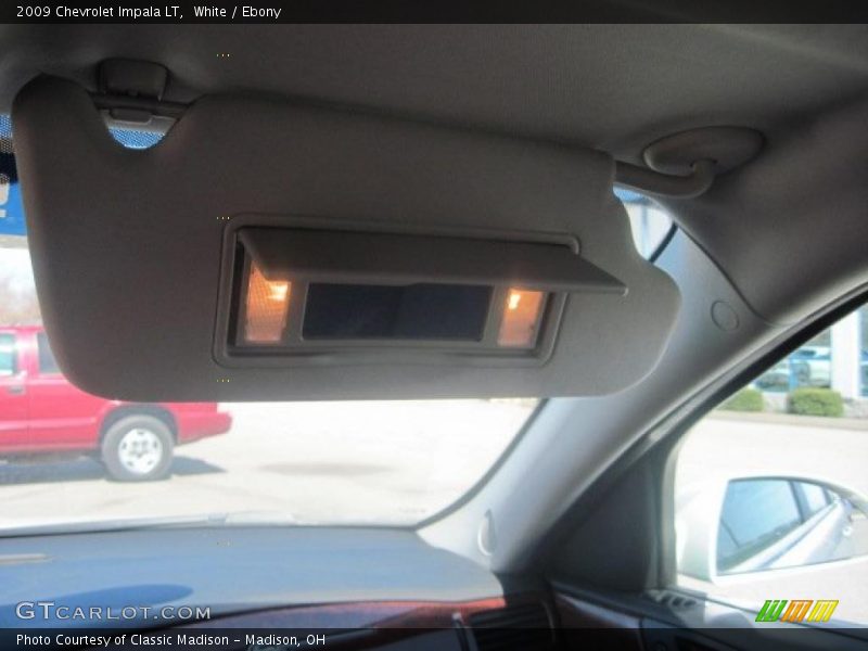 White / Ebony 2009 Chevrolet Impala LT