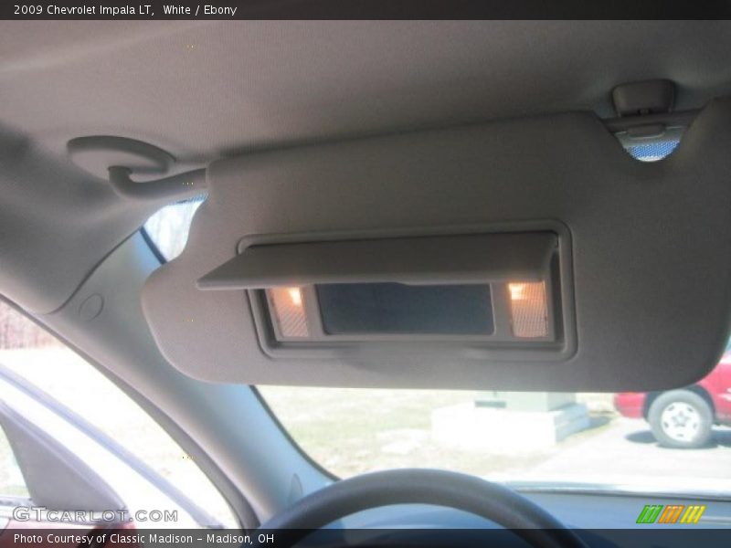 White / Ebony 2009 Chevrolet Impala LT
