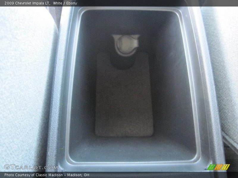 White / Ebony 2009 Chevrolet Impala LT