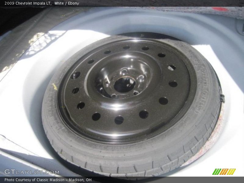 White / Ebony 2009 Chevrolet Impala LT