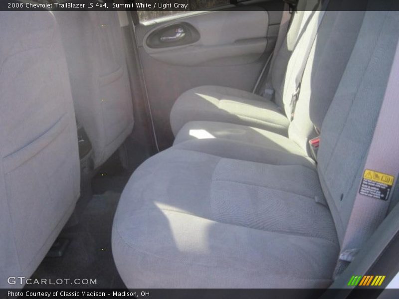 Summit White / Light Gray 2006 Chevrolet TrailBlazer LS 4x4