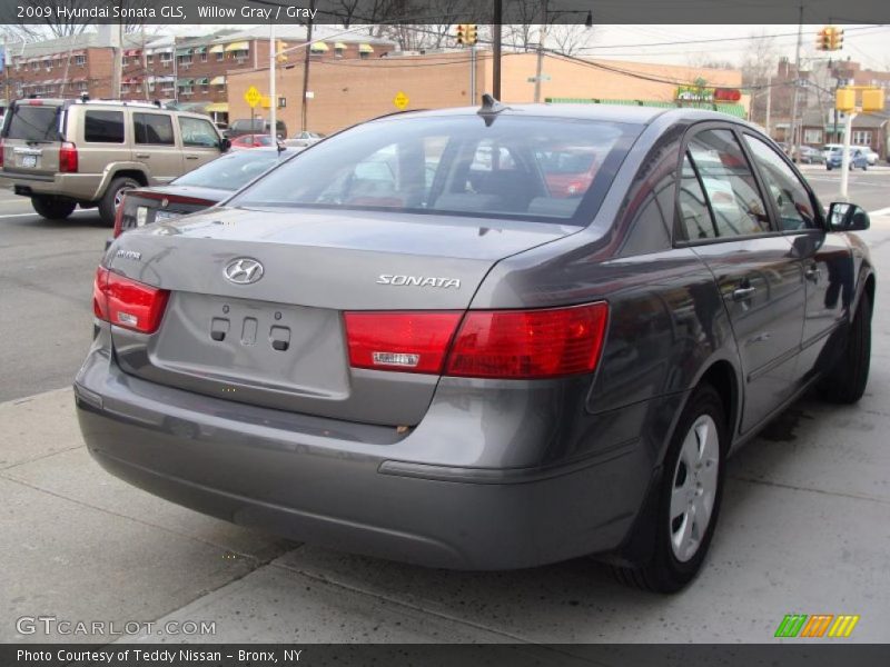 Willow Gray / Gray 2009 Hyundai Sonata GLS