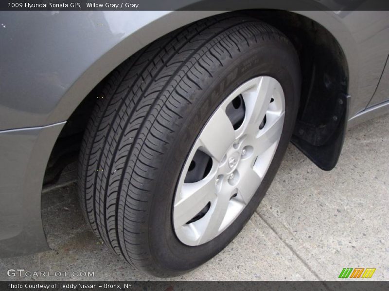 Willow Gray / Gray 2009 Hyundai Sonata GLS