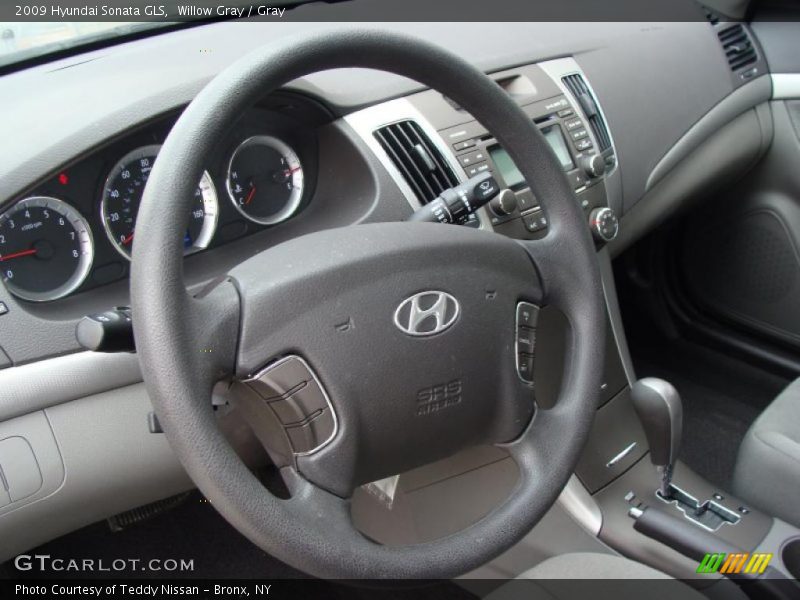Willow Gray / Gray 2009 Hyundai Sonata GLS