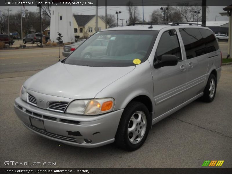 Galaxy Silver / Gray 2002 Oldsmobile Silhouette GL