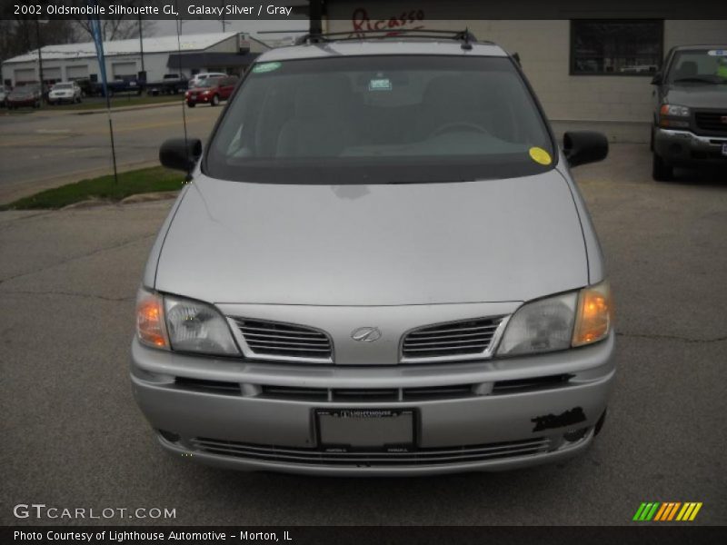Galaxy Silver / Gray 2002 Oldsmobile Silhouette GL